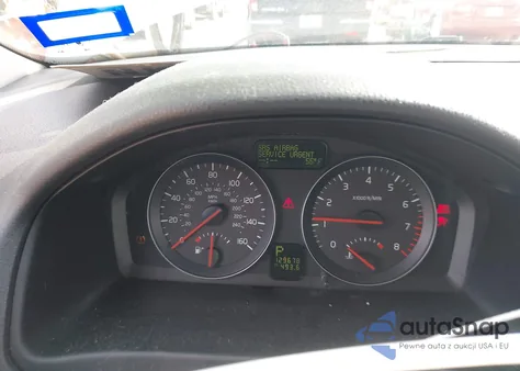 2010 Volvo S40 2.4I z USA, uszkodzony, nr VIN YV1382MS1A2513383